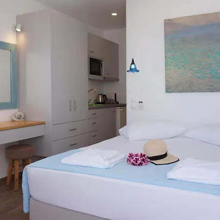 Maria Elena - * Mykonos Town