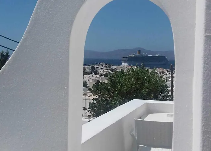 Maria Elena - Ξενοδοχείο *