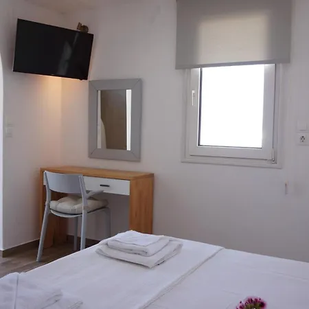 Maria Elena - Hotell