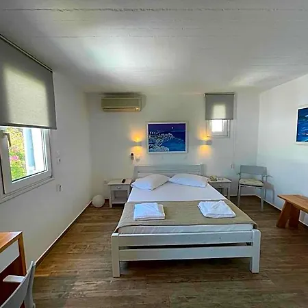 Maria Elena - Hotel *