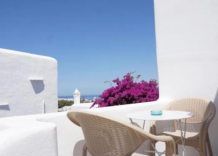 فندق Maria Elena - *